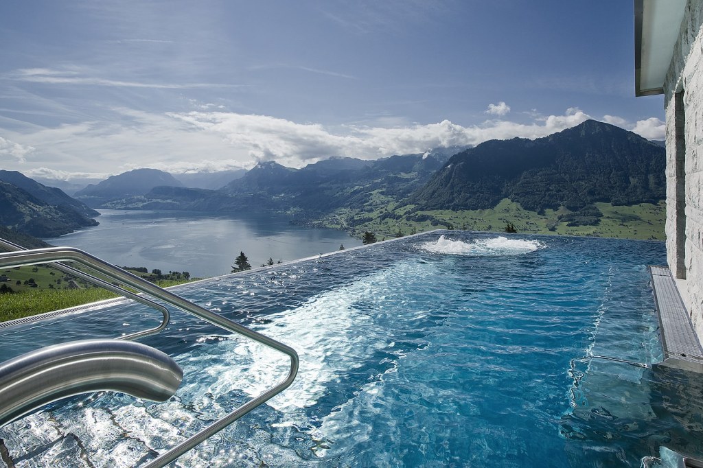 Picture of: Die schönsten Infinity-Pool-Hotels in den Alpen – reisen EXCLUSIV