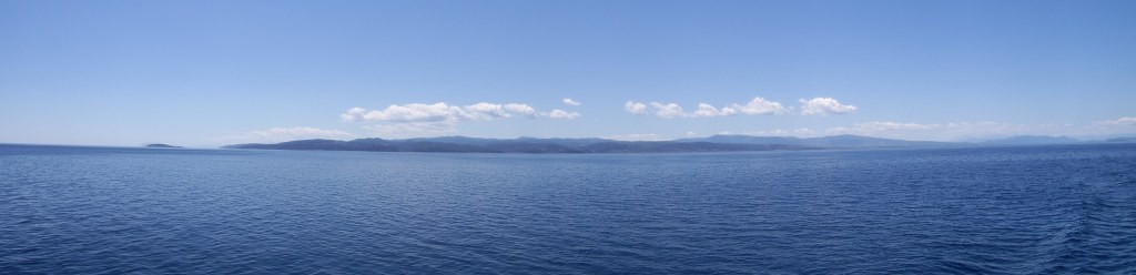Picture of: File:Sea panorama – panoramio