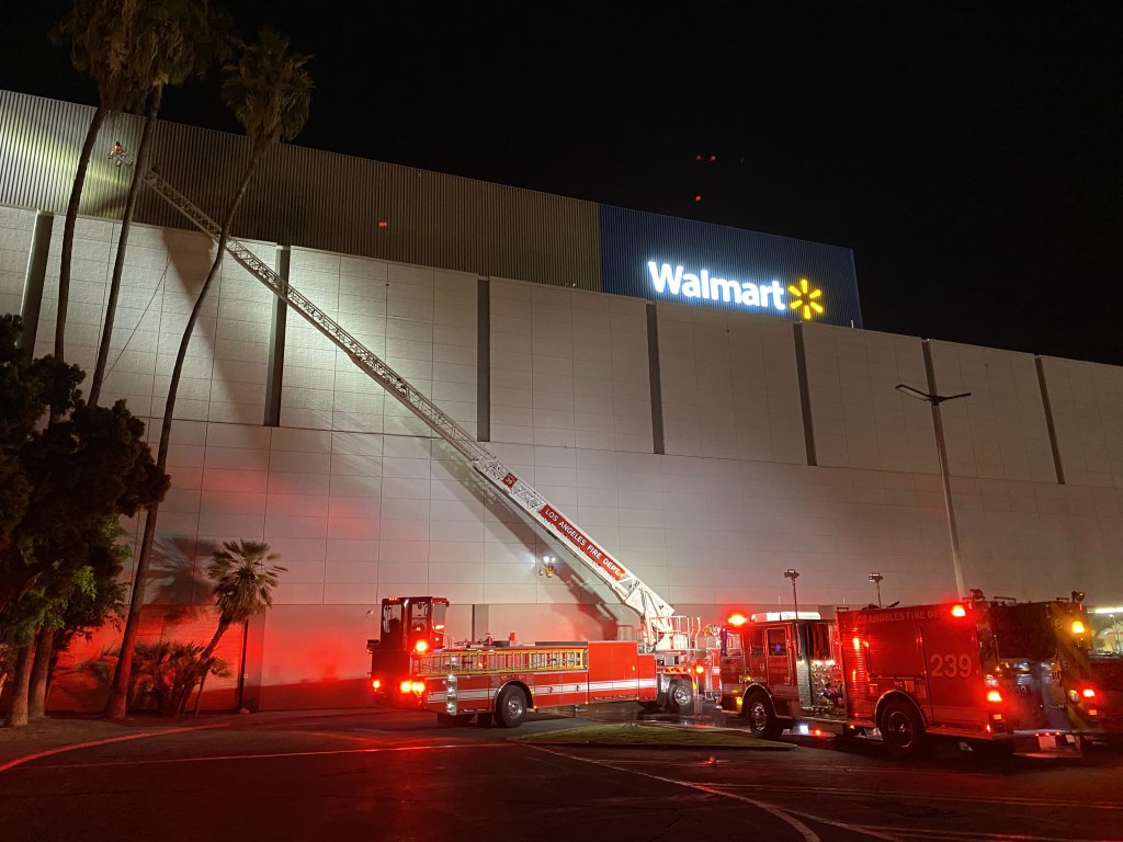 Picture of: Fire at Panorama City Walmart  Los Angeles Fire Department