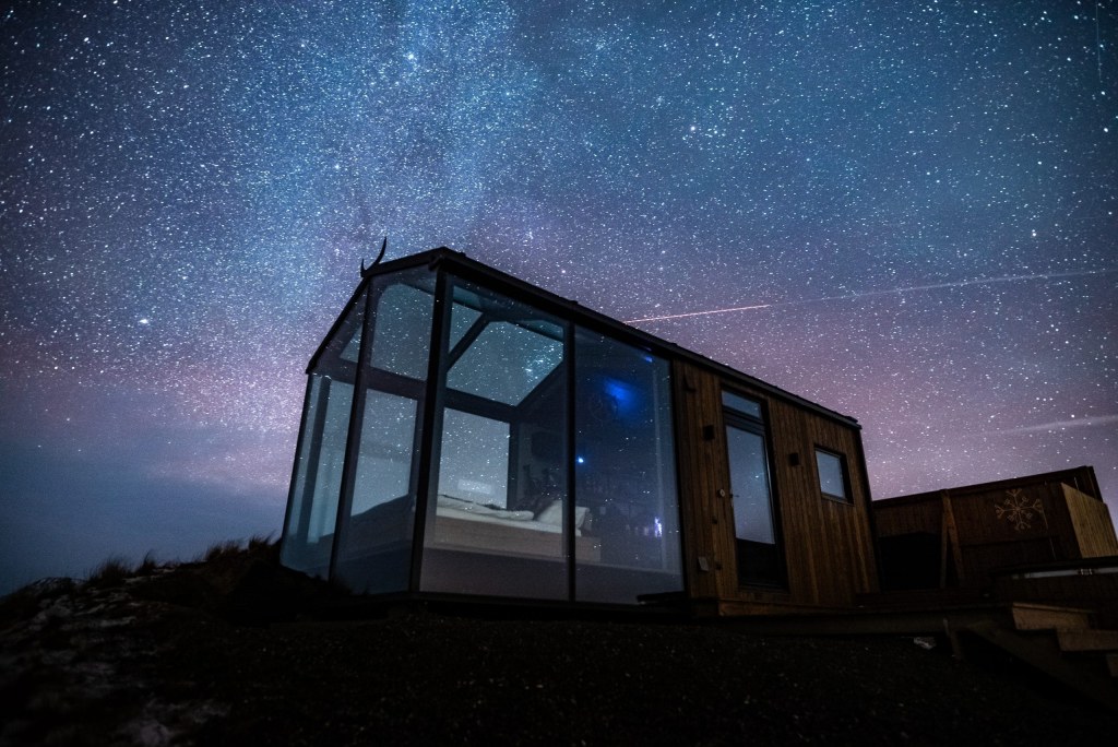 Picture of: Panorama Glass Lodge  Luxuriöse Lodges in der isländischen Natur